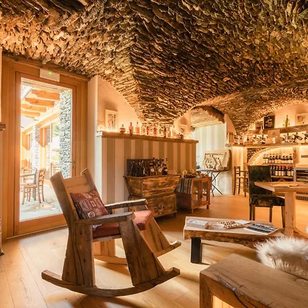 Le Colonne מלון *